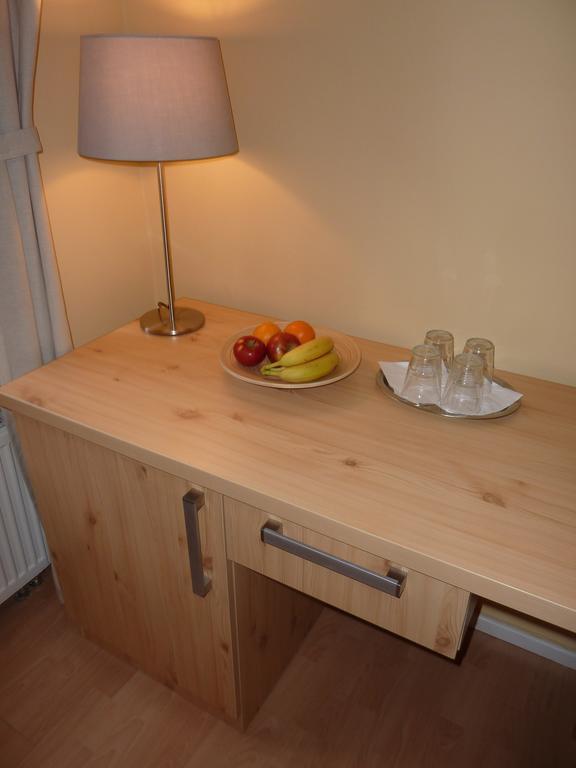 Apartments And Suites Kremnica Værelse billede