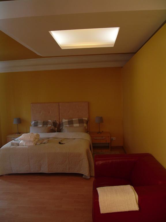 Apartments And Suites Kremnica Eksteriør billede